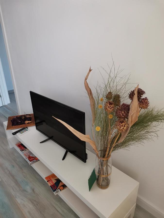 Bloom Box Apartments Craiova Bagian luar foto